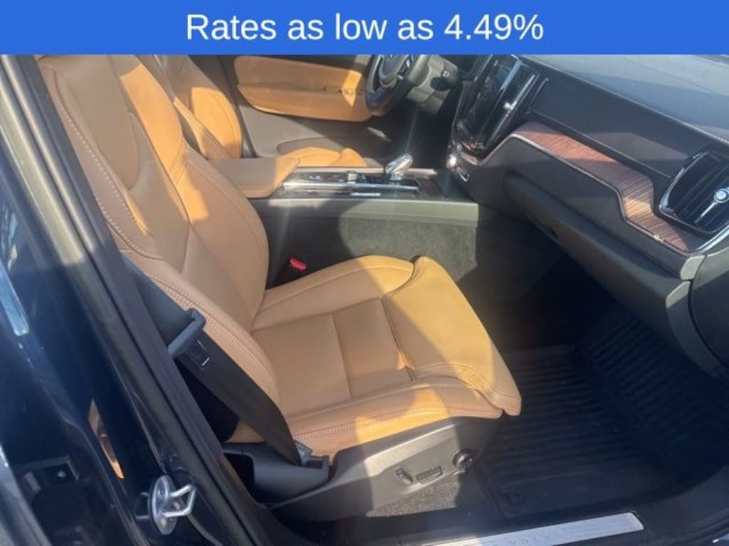 Certified 2022 Volvo XC60 B5 Inscription SUV