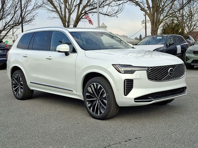 2026 Volvo XC90 Plus's photo