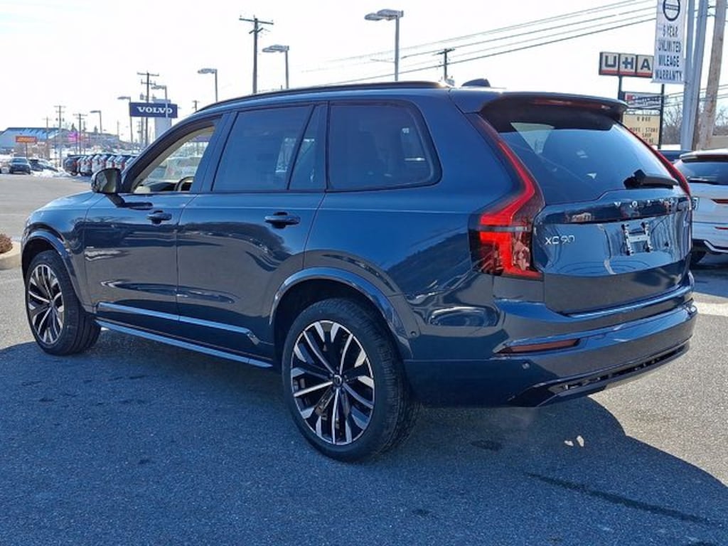 New 2026 Volvo XC90 B6 Ultra Dark Theme 7-Seater SUV