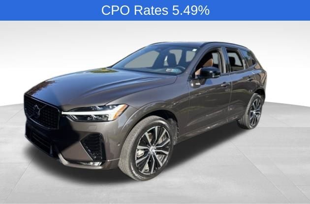 2023 Volvo XC60 B5 Plus Dark Theme AWD's photo