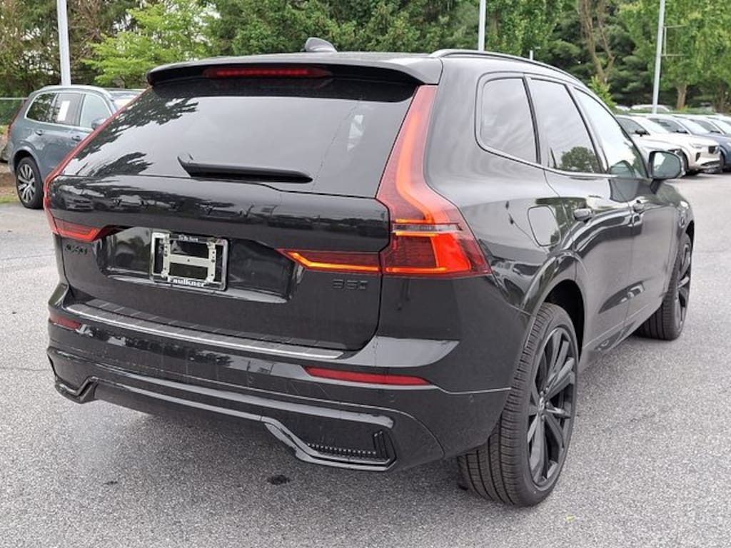 New 2026 Volvo XC60 B5 Ultra Black Edition SUV