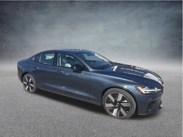 2025 Volvo S60 Plus