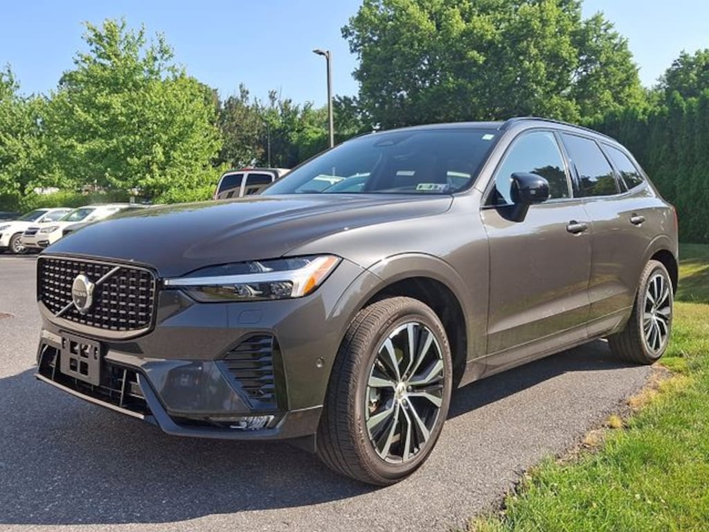 Used 2024 Volvo XC60 B5 Plus Dark Theme SUV
