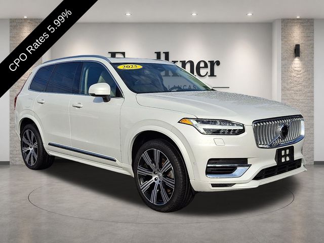 2025 Volvo XC90 Plug-In Hybrid