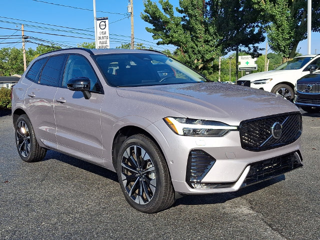 2026 Volvo XC60 Plus