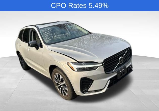 2024 Volvo XC60 B5 Plus Dark Theme AWD's photo