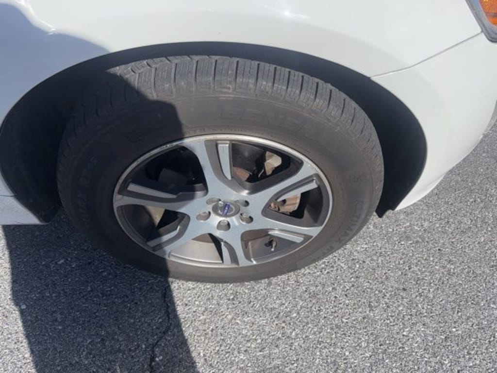 Used 2014 Volvo XC60 T6 Premier Plus SUV