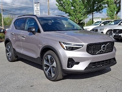 2026 Volvo XC40 B5 Plus AWD SUV