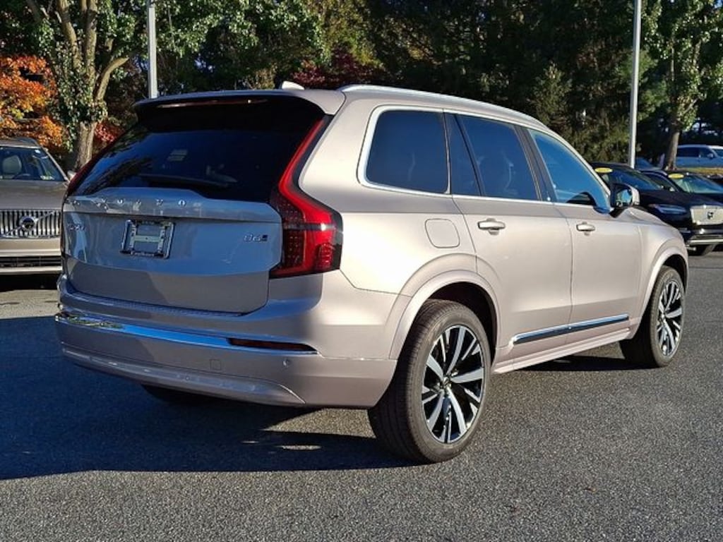 New 2026 Volvo XC90 B6 Core SUV