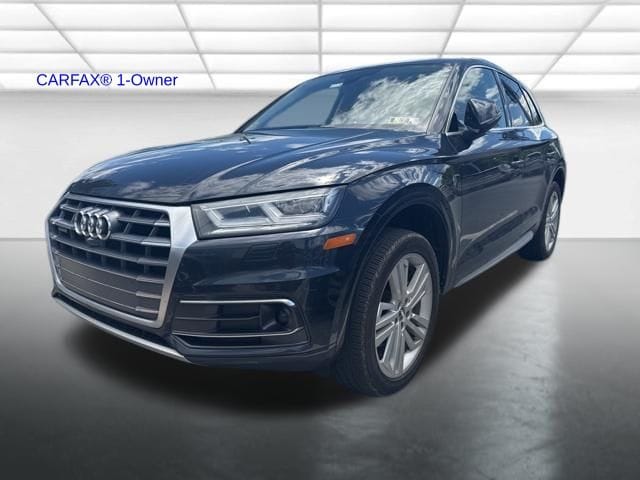 2018 Audi Q5 2.0T quattro S tronic Prestige's photo