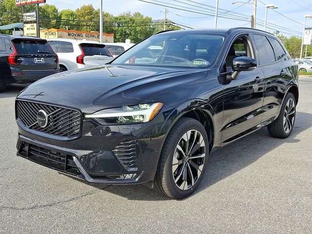 2026 Volvo XC60 B5 Plus photo 2
