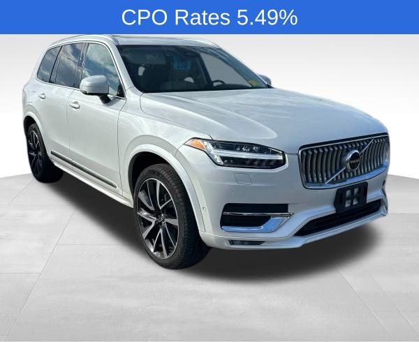 2024 Volvo XC90 B5 Plus Bright theme 4WD's photo