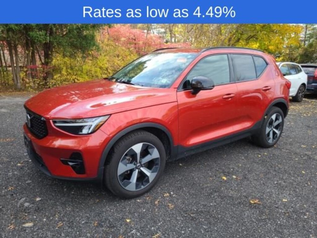 Certified 2023 Volvo XC40 B5 Plus Dark Theme SUV