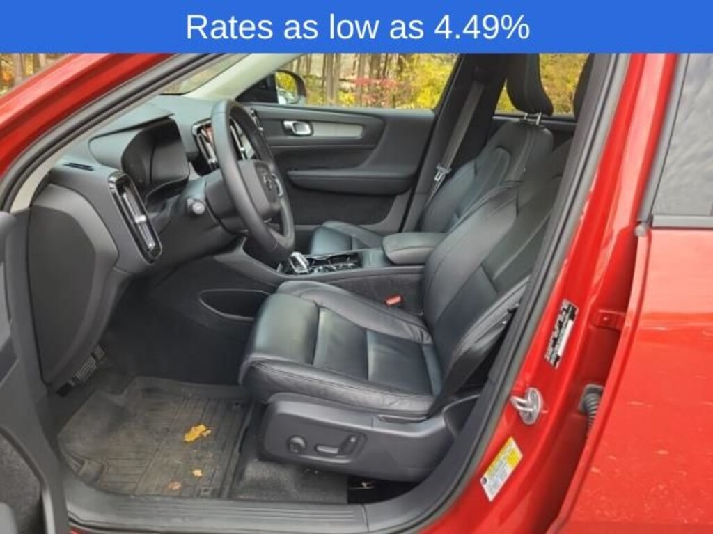 Certified 2023 Volvo XC40 B5 Plus Dark Theme SUV