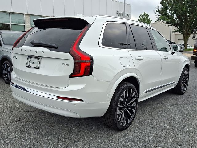 2026 Volvo XC90 T8 photo 4