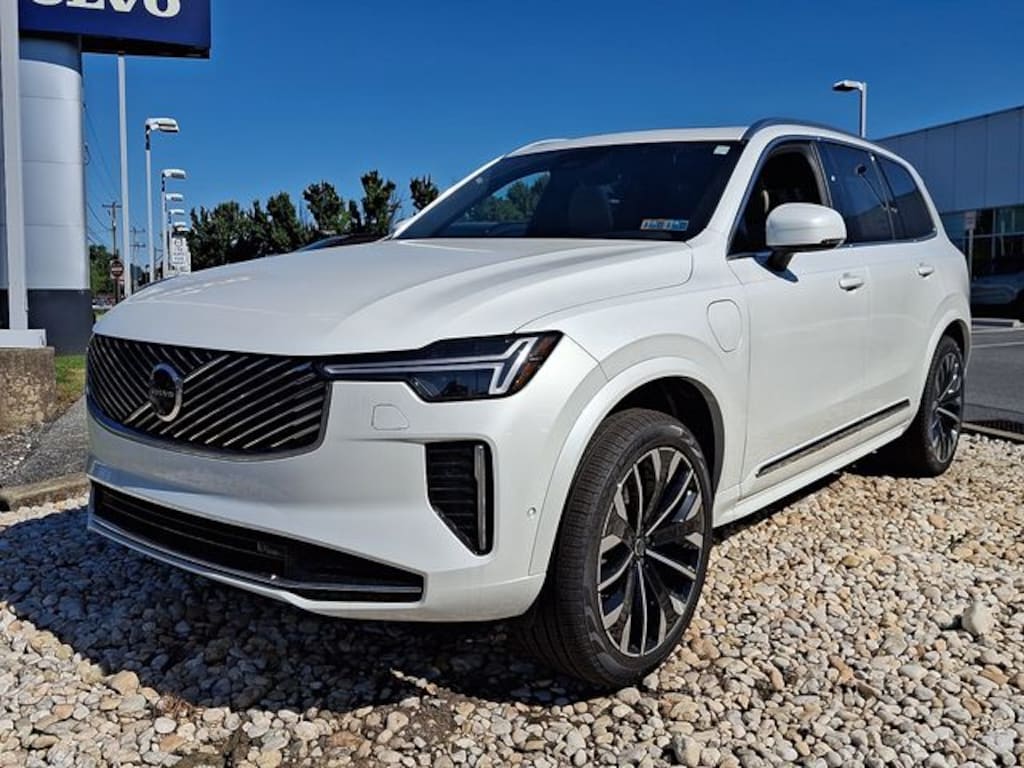 New 2026 Volvo XC90 plug-in hybrid T8 Plus 7-Seater SUV