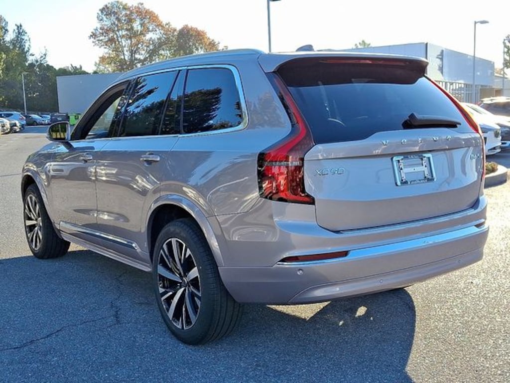 New 2026 Volvo XC90 B6 Core SUV