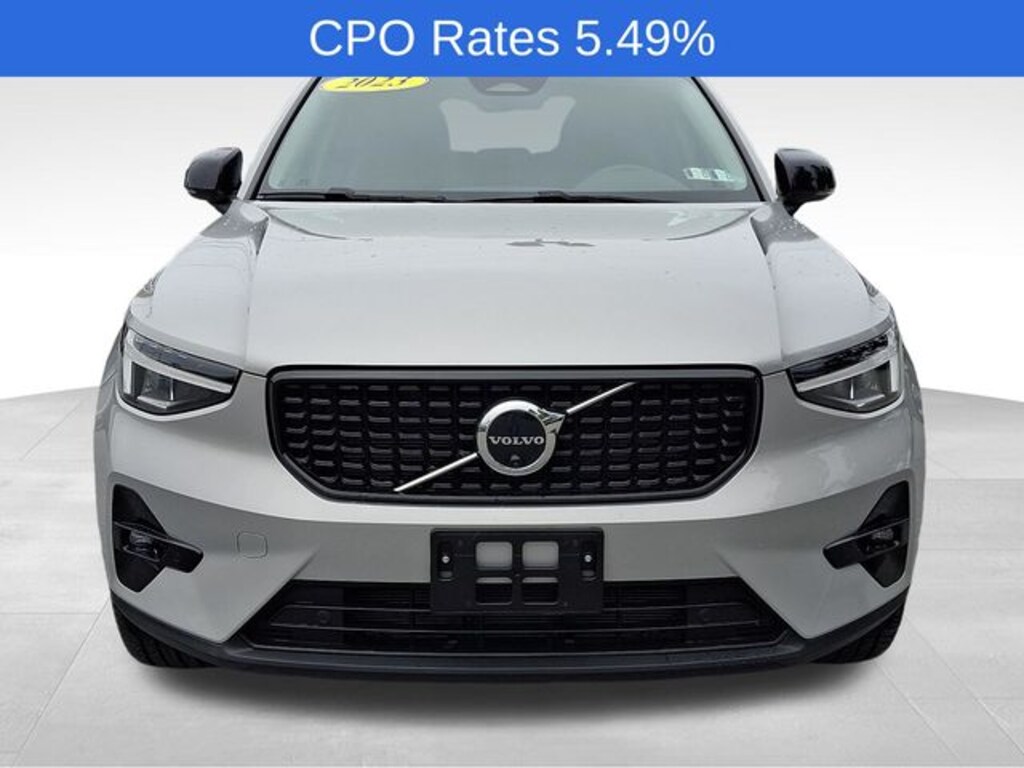 Certified 2023 Volvo XC40 B5 Plus Dark Theme SUV