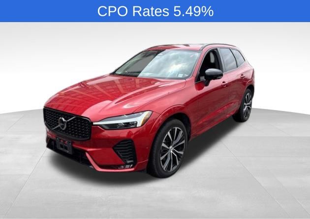 2024 Volvo XC60 B5 Plus Dark Theme AWD's photo
