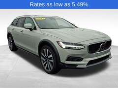 2022 Volvo V90 Cross Country B6 Wagon