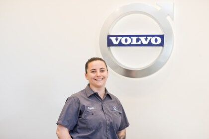 Staff member Angela Paolilli from ID_61453f23d6f0