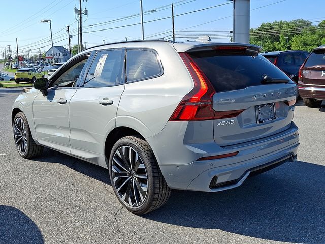 2026 Volvo XC60 B5 photo 2