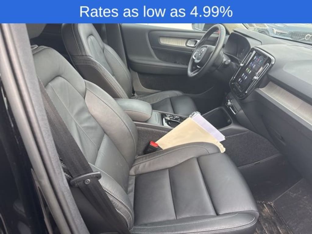 Certified 2023 Volvo XC40 B5 Plus Bright Theme SUV