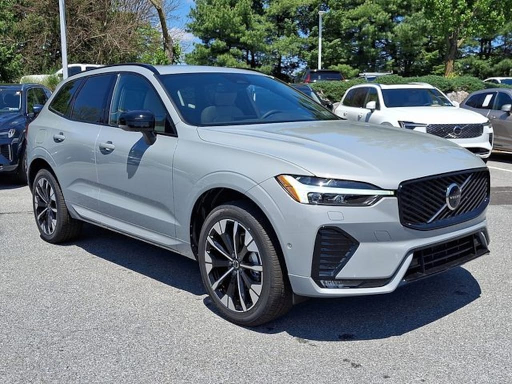 New 2026 Volvo XC60 B5 Plus SUV