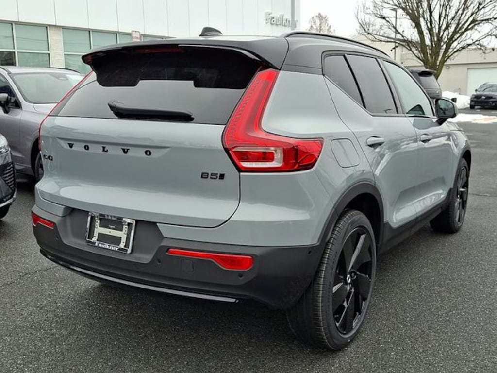 New 2026 Volvo XC40 B5 Ultra Black Edition SUV