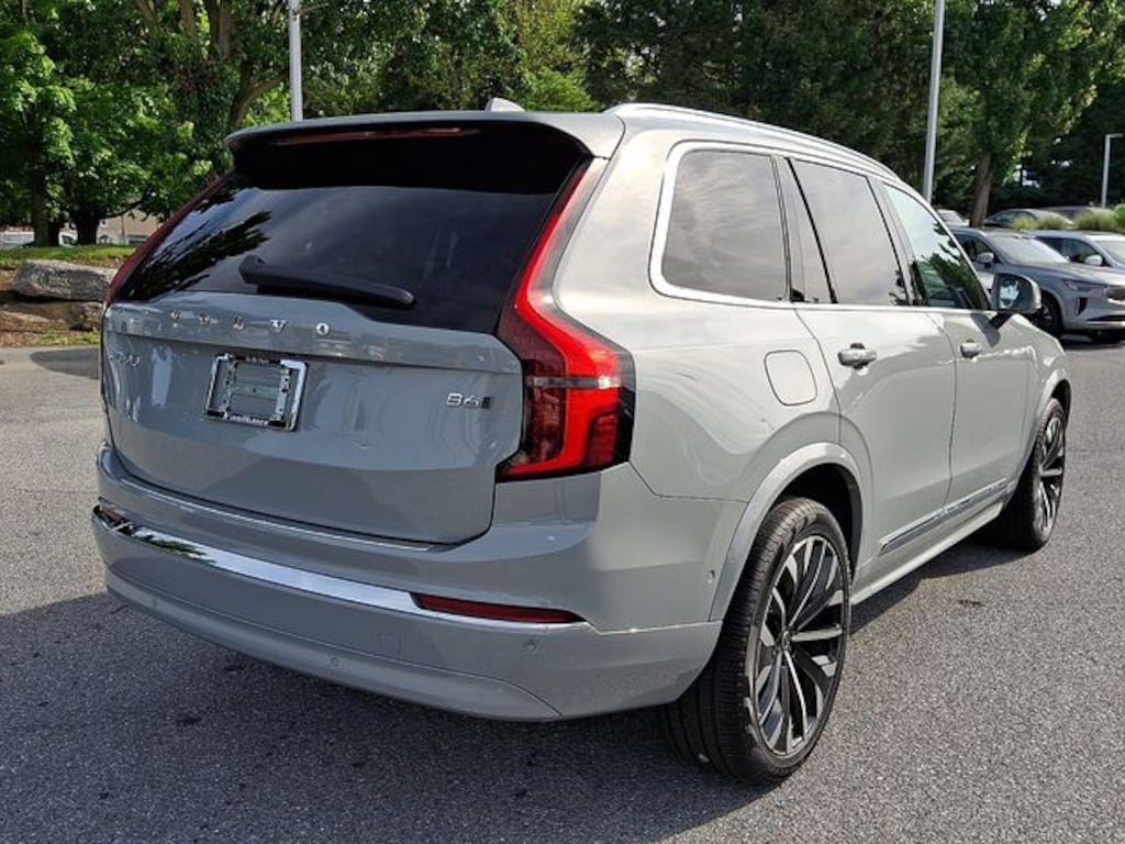 New 2026 Volvo XC90 B6 Plus 7-Seater SUV