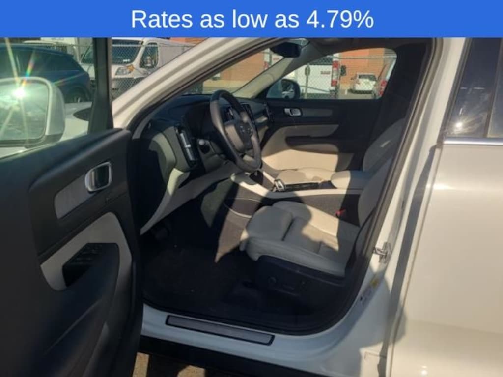 Certified 2023 Volvo XC40 B5 Plus Bright Theme SUV