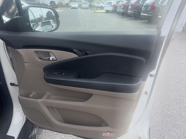 2019 Honda Pilot Touring photo 4