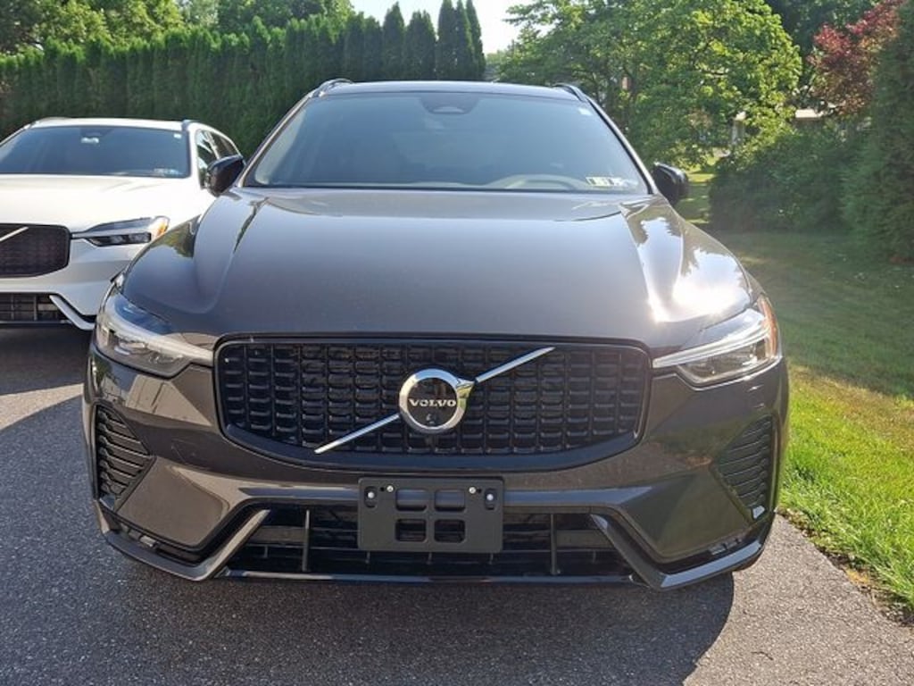 Used 2024 Volvo XC60 B5 Plus Dark Theme SUV