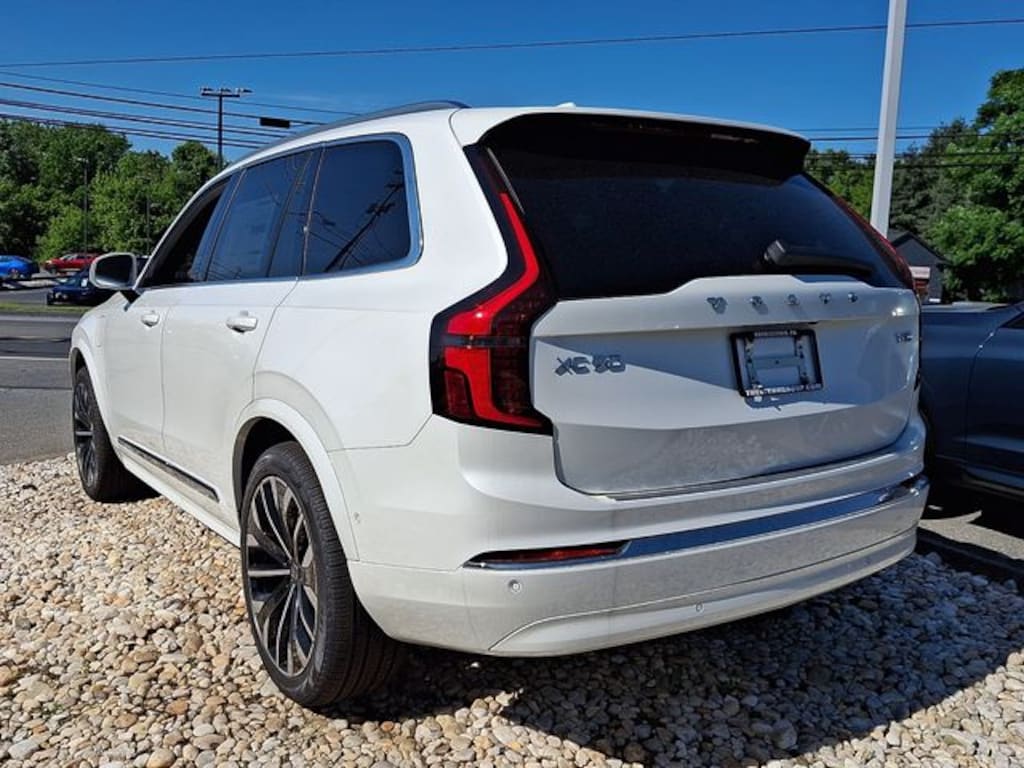 New 2026 Volvo XC90 plug-in hybrid T8 Plus 7-Seater SUV