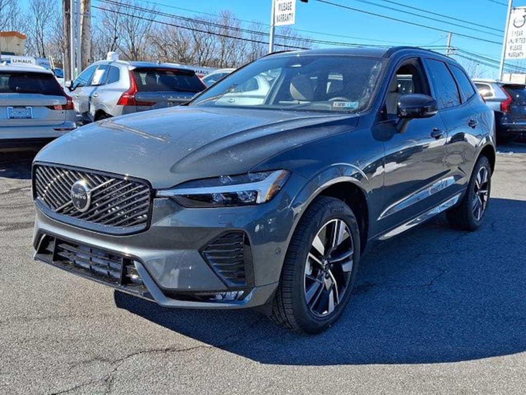 New 2026 Volvo XC60 B5 Plus SUV