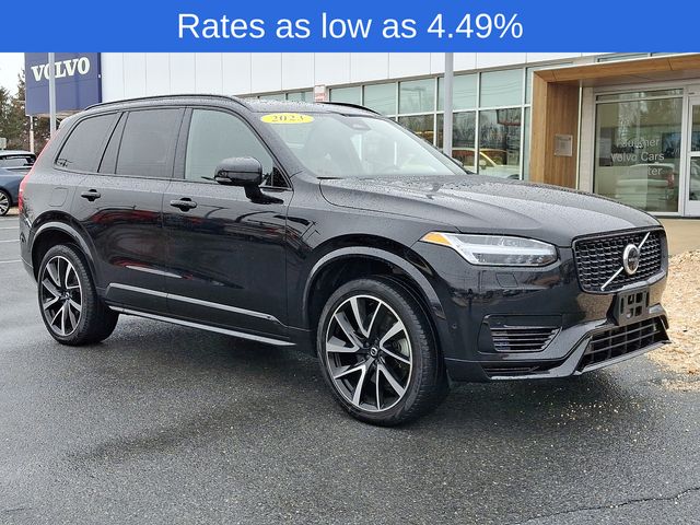 2023 Volvo XC90 Plus