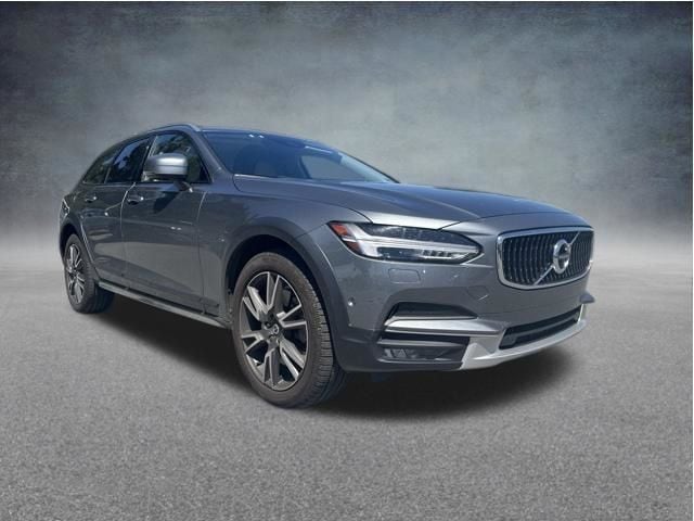 2017 Volvo V90 Cross Country T6 AWD's photo