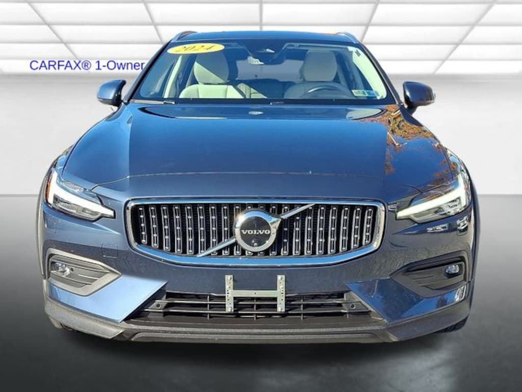 Certified 2024 Volvo V60 Cross Country B5 Plus Wagon