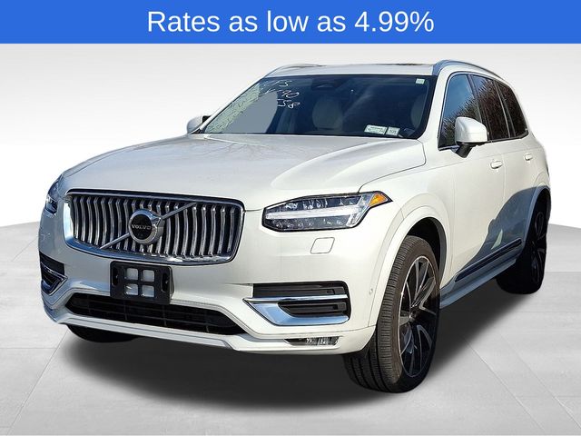 2023 Volvo XC90 Plus's photo
