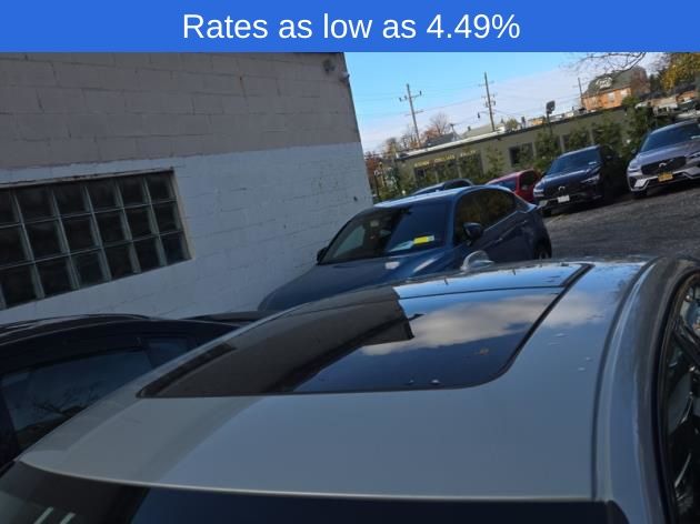 2024 Volvo S60 B5 AWD Plus photo 4