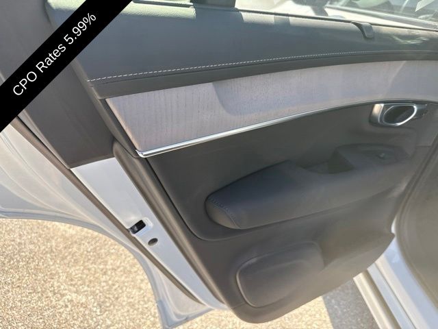 2026 Volvo XC90 Ultra - Photo 18