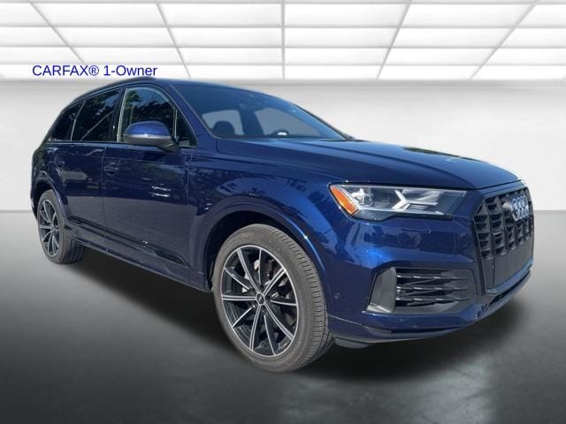 2021 Audi Q7 55 Premium Plus quattro Tiptronic's photo
