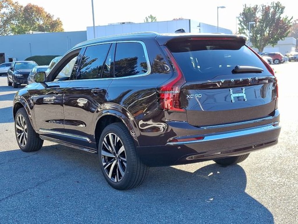 New 2026 Volvo XC90 B5 Core SUV