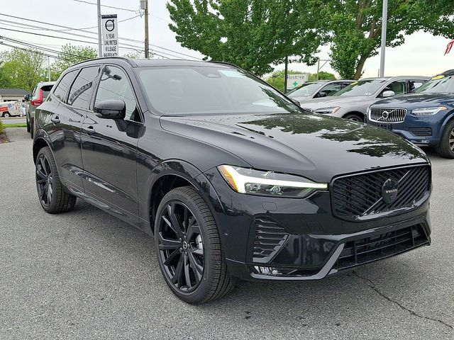 2026 Volvo XC60 B5 Ultra Black Edition Theme AWD's photo