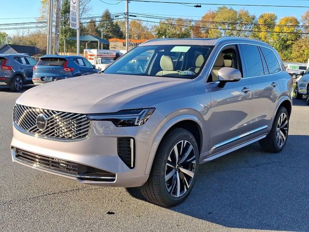 New 2026 Volvo XC90 B6 Core SUV