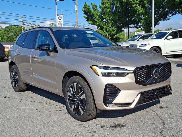 2026 Volvo XC60 B5 Plus Dark AWD's photo