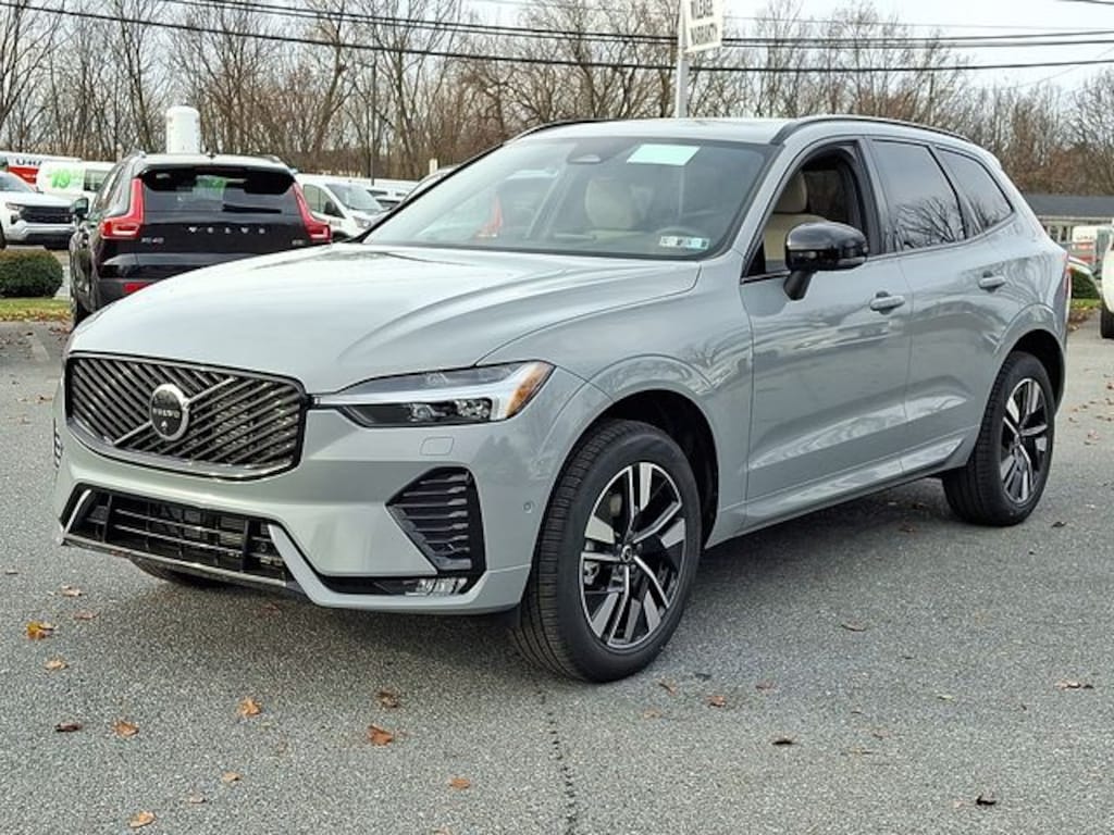 New 2026 Volvo XC60 B5 Plus SUV