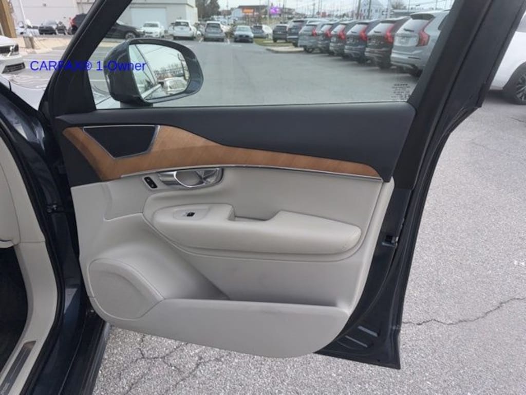 Used 2022 Volvo XC90 Recharge Plug-In Hybrid T8 Inscription Expression 6 Passenger SUV