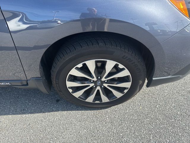 2016 Subaru Outback 3.6R Limited photo 2