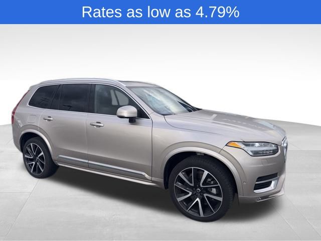 2024 Volvo XC90 Plus's photo